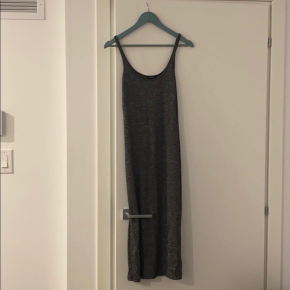 Babaton Midi Dress - Picture 4 of 5